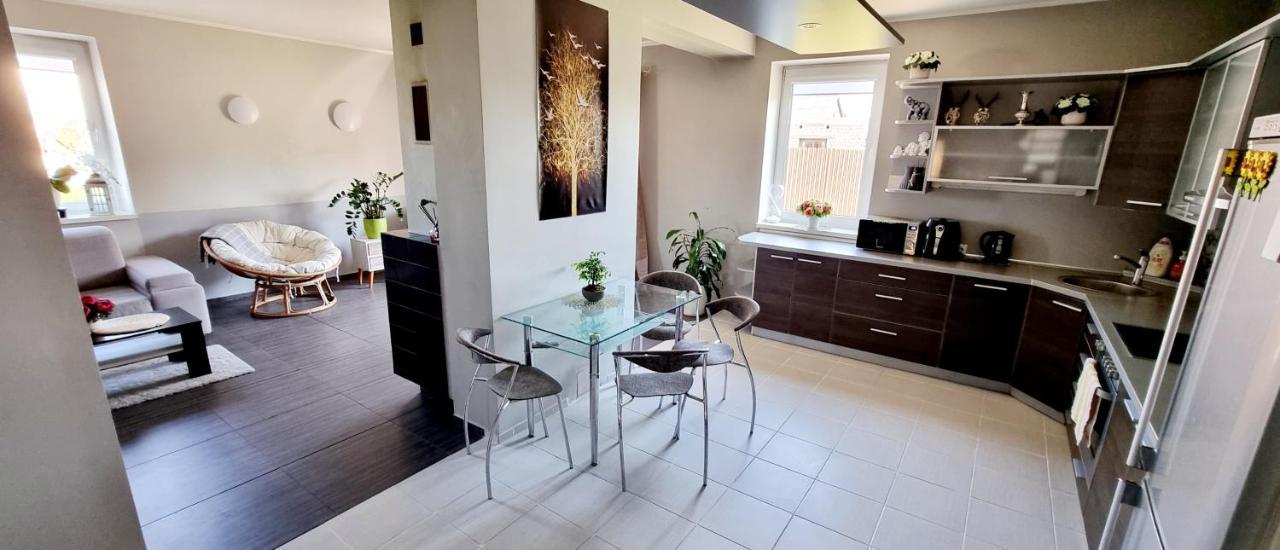 Sveciu Namai Kamile Villa Siauliai  Ngoại thất bức ảnh